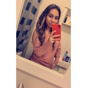 Meet your Posher, Jenny